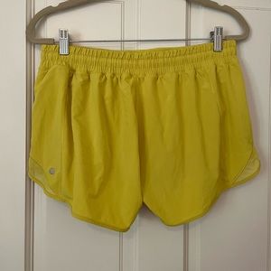Lululemon Hotty-Hot low rise shorts